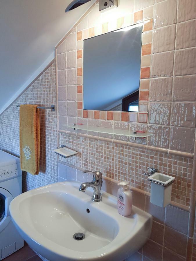 Mansarda Con Vista Piscina Βίλα Campofelice Di Roccella Εξωτερικό φωτογραφία