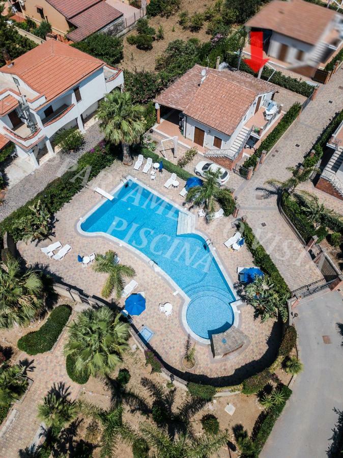 Mansarda Con Vista Piscina Βίλα Campofelice Di Roccella Εξωτερικό φωτογραφία