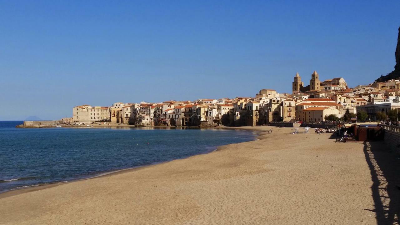 Mansarda Con Vista Piscina Βίλα Campofelice Di Roccella Εξωτερικό φωτογραφία